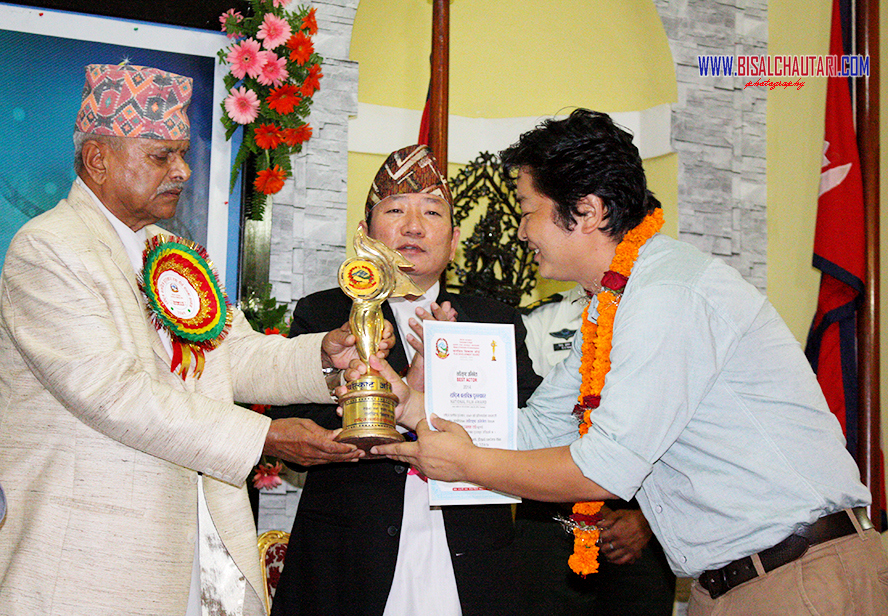 national film award 2014 best actor dayahang rai and best actress sangam bista and richa sharma (11)